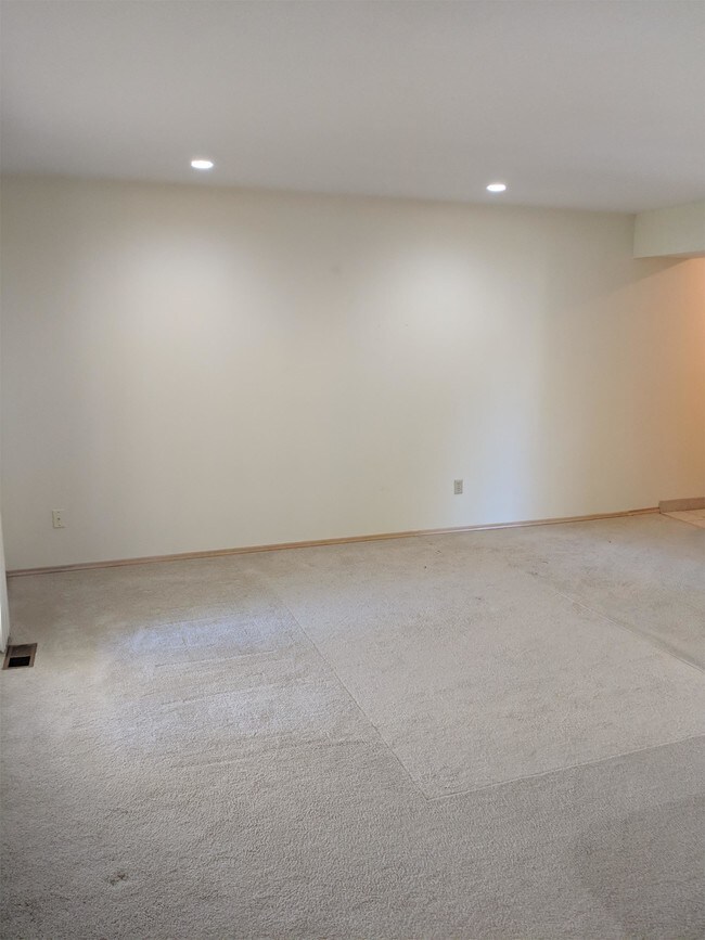 Building Photo - 4774 N Waterfront Way