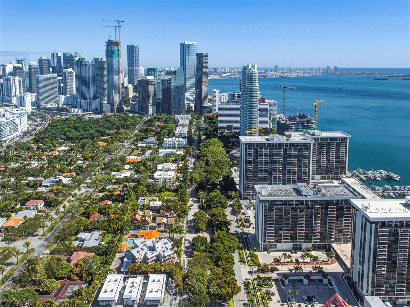 Building Photo - 1915 Brickell Ave