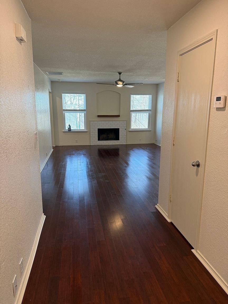 Building Photo - 1206 Pintail