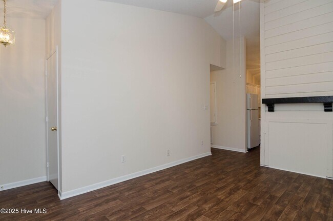 Building Photo - 4110 Bear Ct