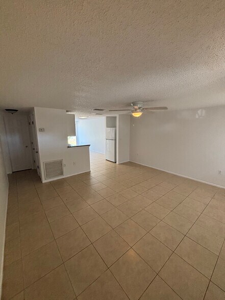 Building Photo - 4209 79th St W