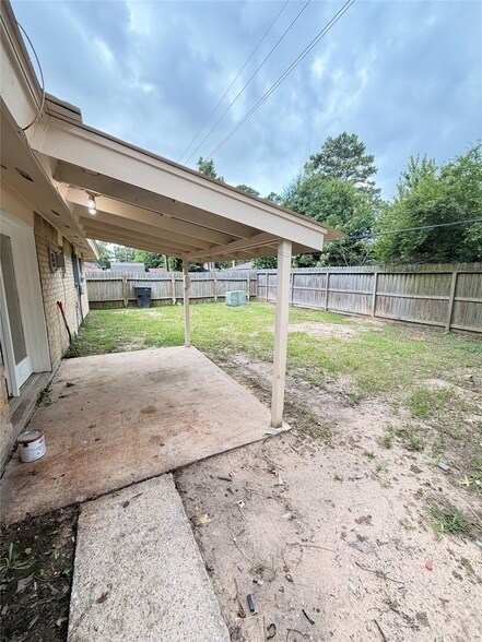 Building Photo - 4527 Fitzwater Dr