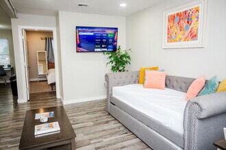 Building Photo - 1120 Morgan Ave