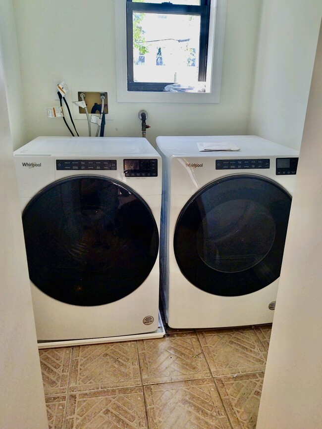 New Washer & Dryer in Unit - 483 Elm St