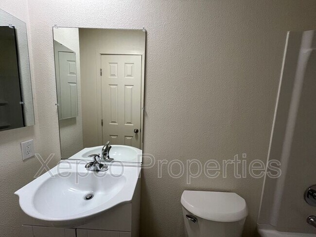 Building Photo - 2875 N Los Felices Rd