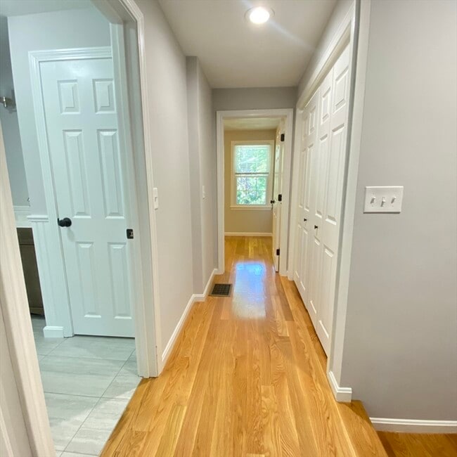 Building Photo - 344 Neponset St