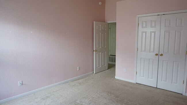 Building Photo - 5404 Hunters Ridge Trail