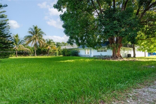 Building Photo - 2 br, 2 bath House - 24201 SW 124th Ave