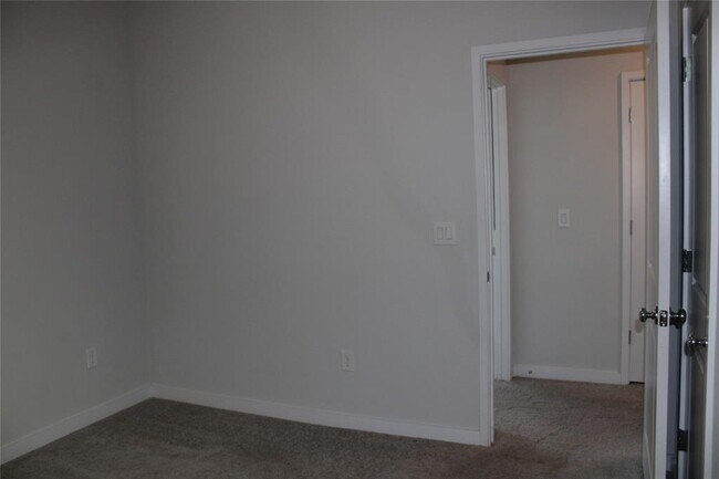 Building Photo - 15008 Casbah Dr