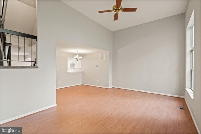 Building Photo - 12221 Wye Oak Commons Cir