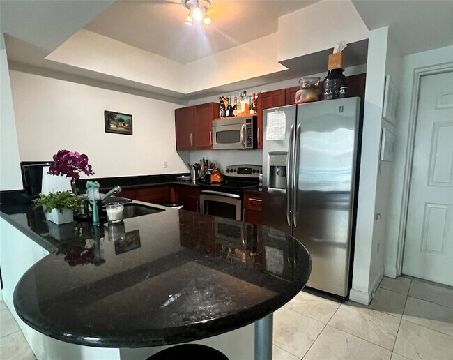 Primary Photo - 7280 SW 89th St