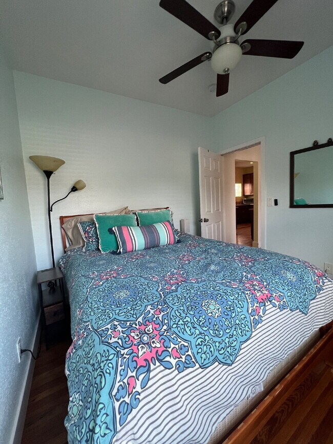 Building Photo - 2BR / 2BA Home + Offices | Historic West Colfax Neighborhood