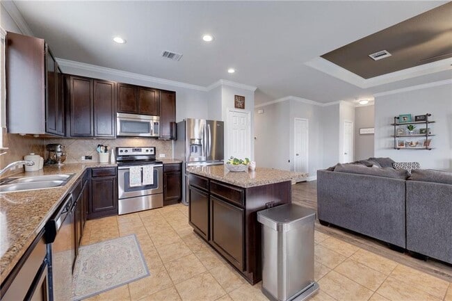 Building Photo - 73 Mallard Ln