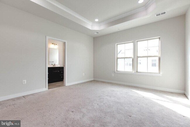 Building Photo - 149 Lyons Crk Dr