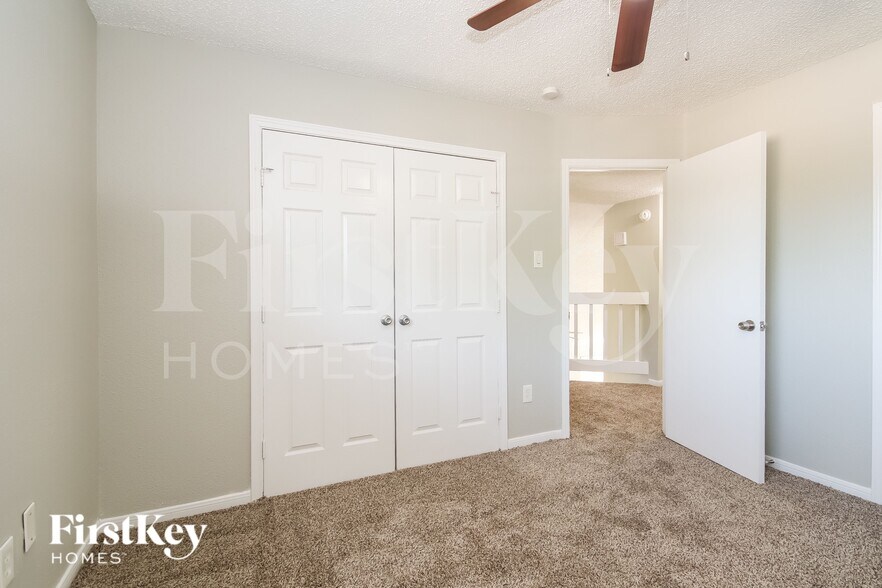 Building Photo - 2503 Silver Trumpet Dr