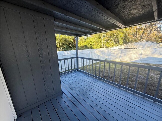 Building Photo - 1605 8th St