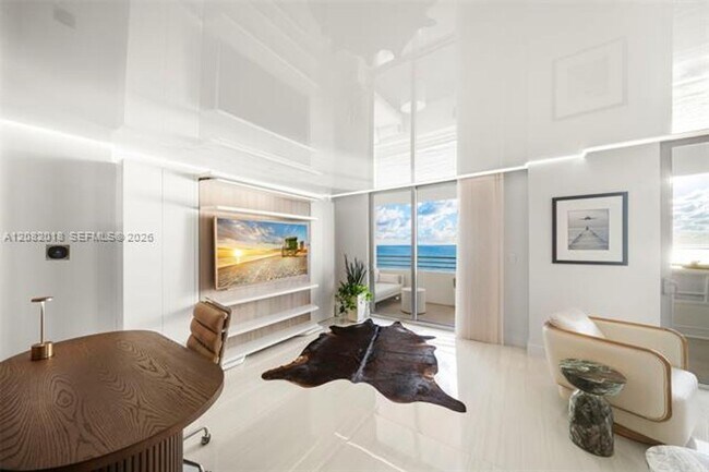 Building Photo - 5555 Collins Ave