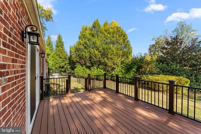 Building Photo - 8511 Beech Tree Rd