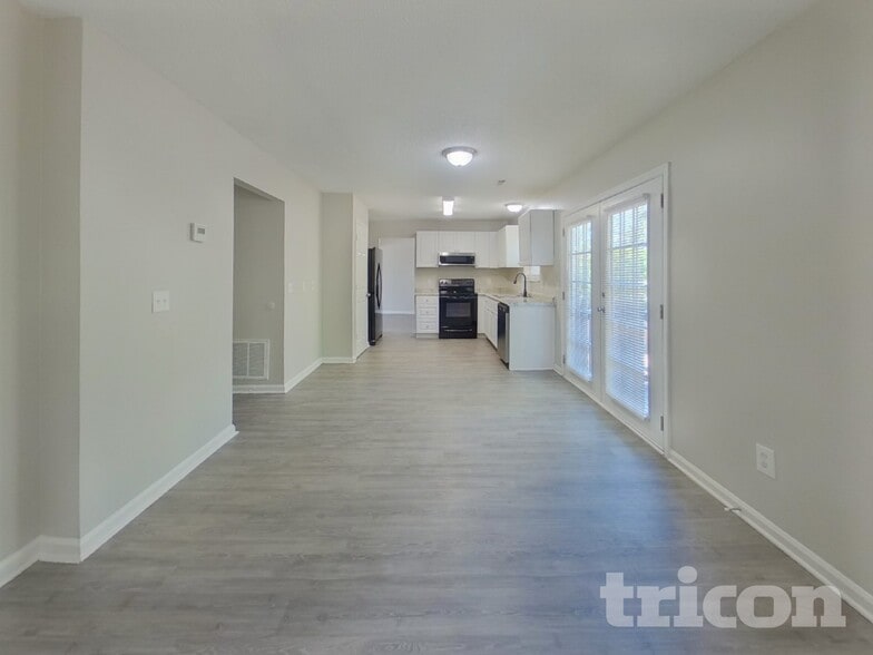 Building Photo - 5 High Glen Ct