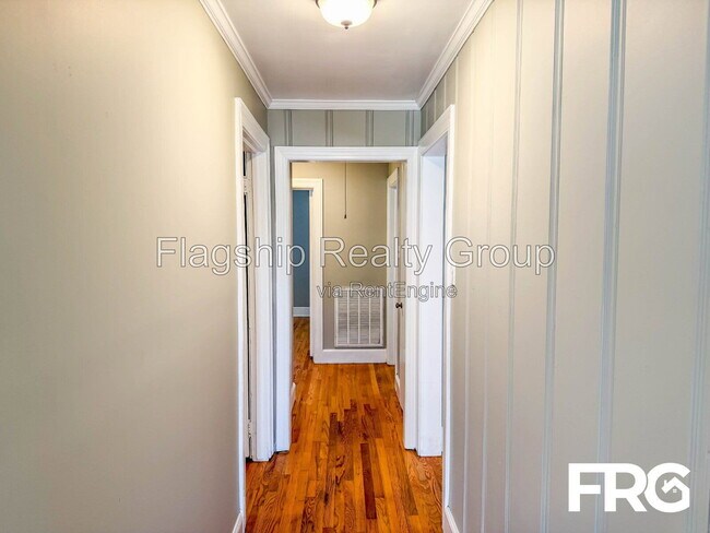 Building Photo - 613 Pittman St