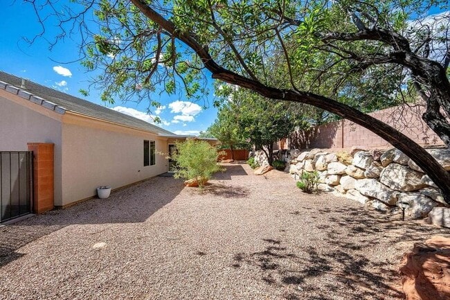 Building Photo - 1630 E 2450 S St