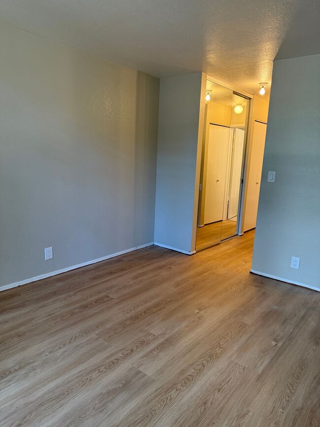 Building Photo - 1310 Walden Rd