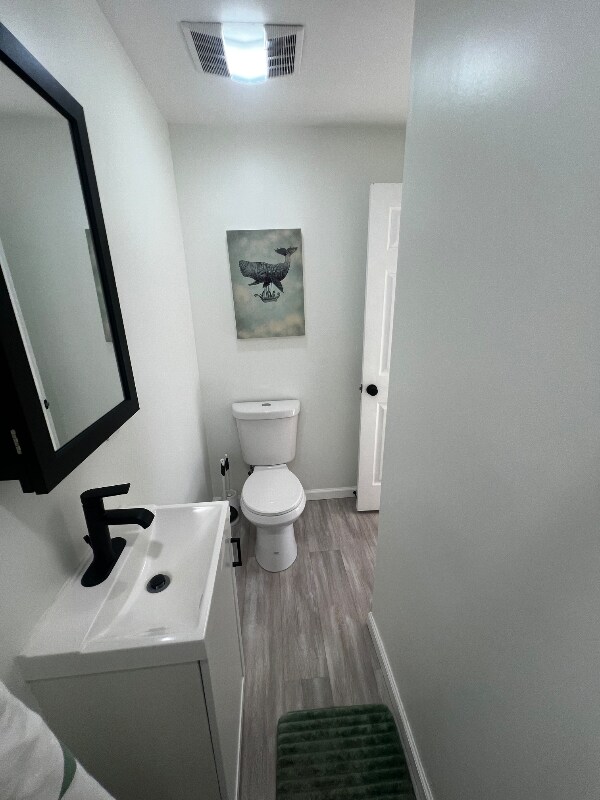 Building Photo - 1963 Lewis Ave