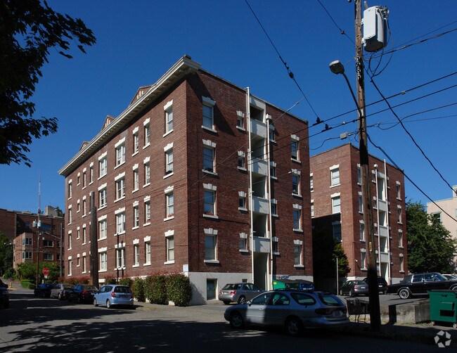 Building Photo - Chander Hall