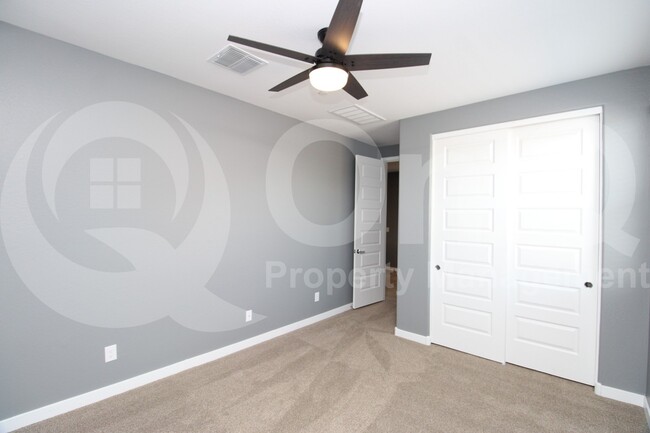 Building Photo - 31925 N 125th Ave
