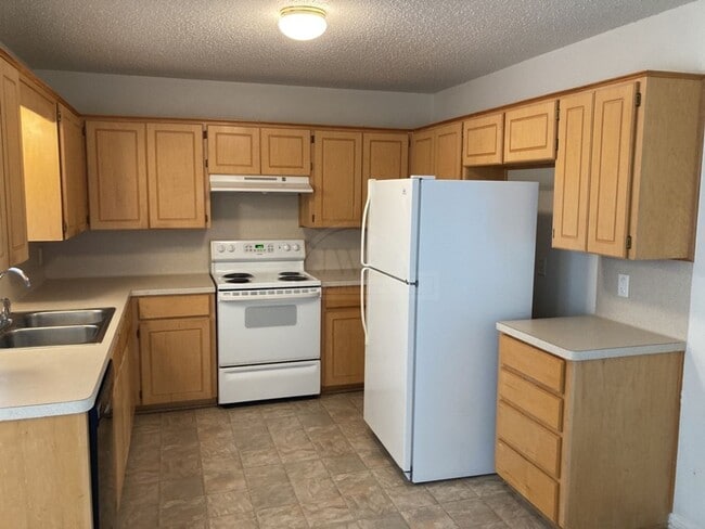 Building Photo - 4307 Windcrest Dr