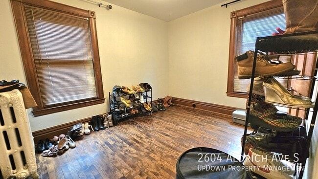 Building Photo - 2604 Aldrich Ave S