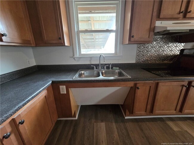 Building Photo - 1606 Gilmore St