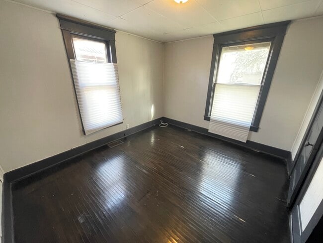 Building Photo - 6 Pennsylvania-