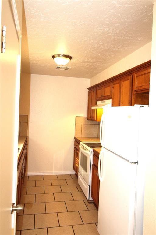 Building Photo - 118 NE 12th St