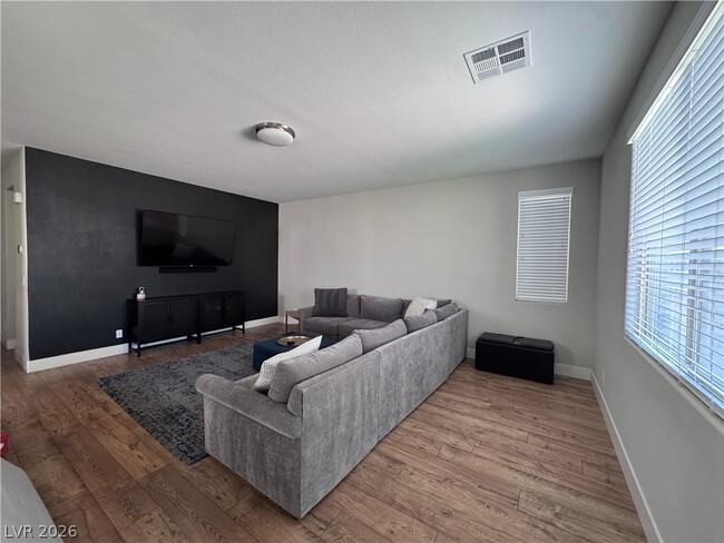 Building Photo - 7417 Amesbury St