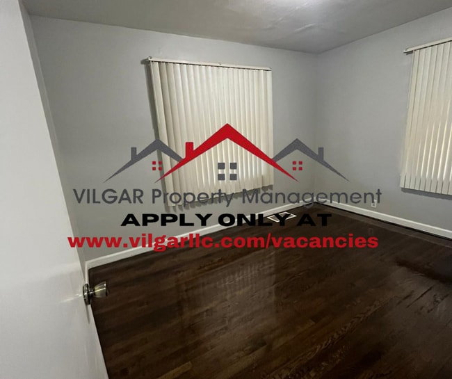 Building Photo - This is home!  1st Time rental, 3 spacious...