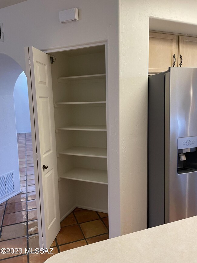 Building Photo - 11865 N Copper Butte Dr