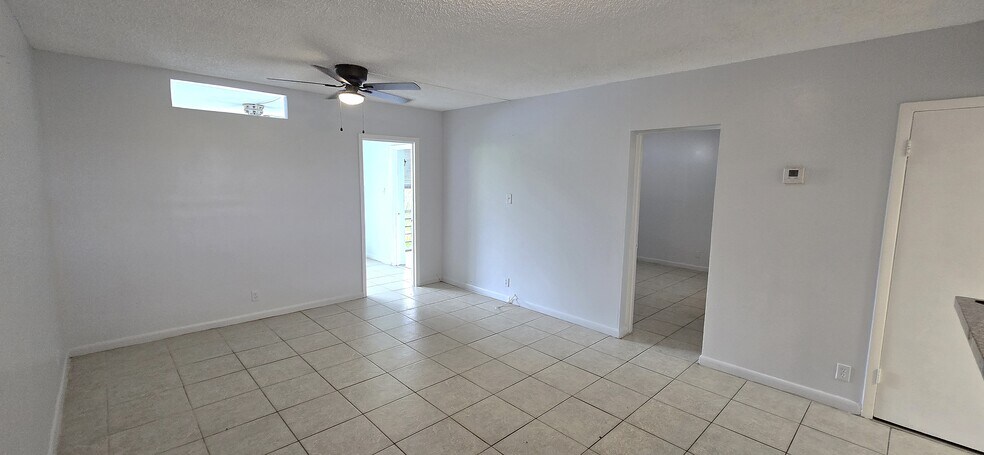 Living area - 5335 NW 10th Ct