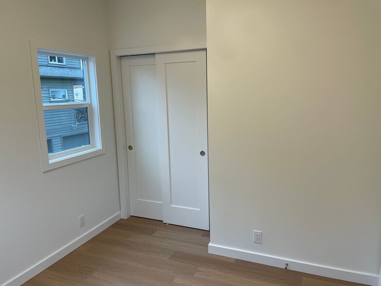Building Photo - 8522 19th Ave NW
