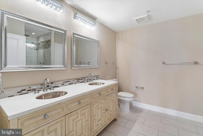 Building Photo - 155 Potomac Passage