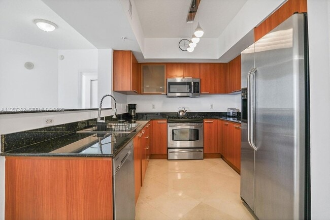 Building Photo - 16699 Collins Ave