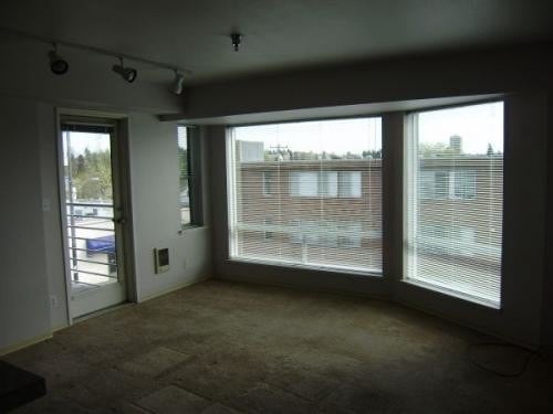 Building Photo - 1 bedroom in Seattle WA 98115