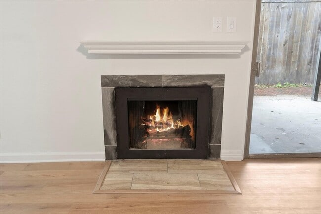 Building Photo - 4930 Windward Passage