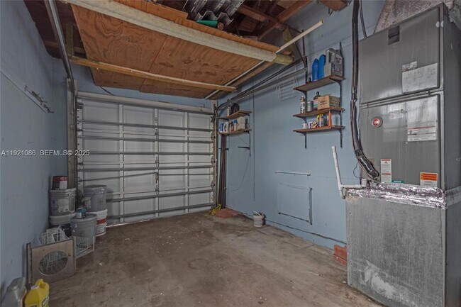 Building Photo - 9400 SW 193rd Dr