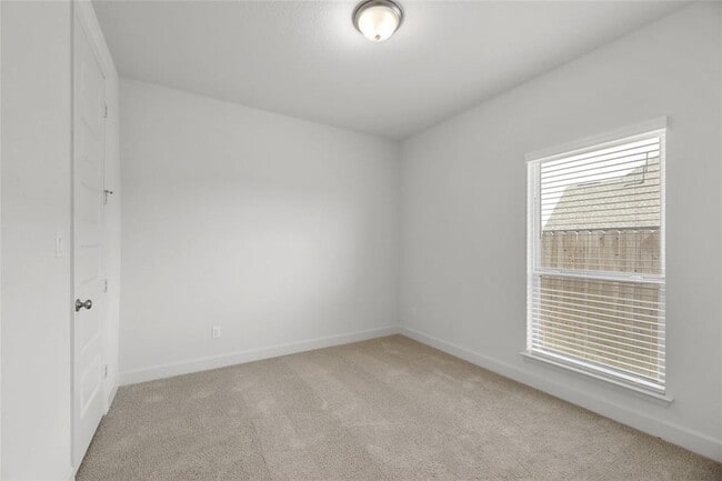 Building Photo - 123 Plumbago Loop