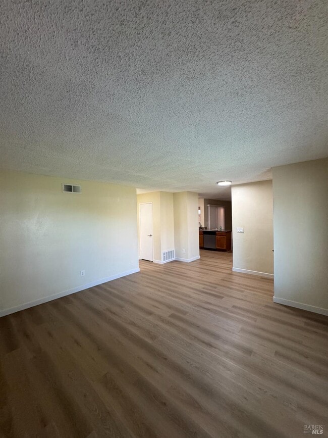 Building Photo - 120 Merrimac Ct