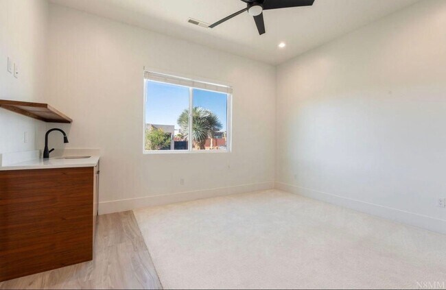 Building Photo - 169 Terrace Ln
