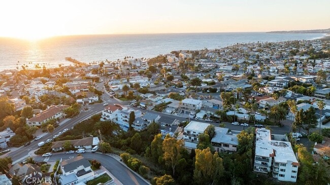 Building Photo - 256 1/2 Avenida Madrid Unit B