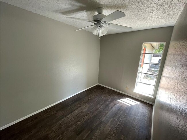 Building Photo - 5806 Emerald Forest Dr