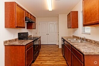 Building Photo - Charming 3BR Home in Hardeeville – Garage,...